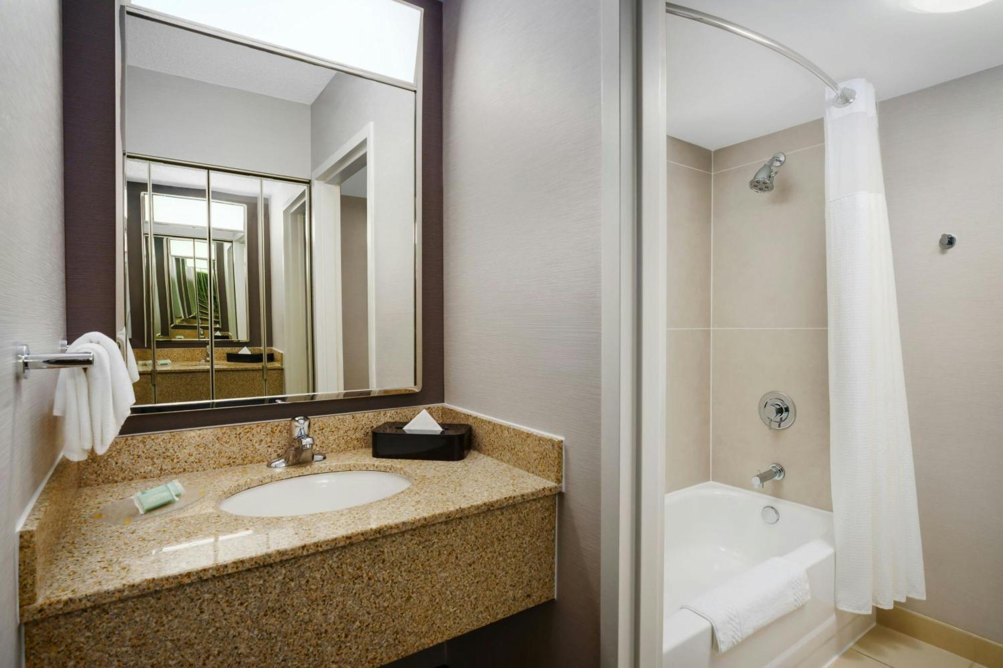 Courtyard Chicago Midway Airport Ξενοδοχείο Bedford Park Εξωτερικό φωτογραφία